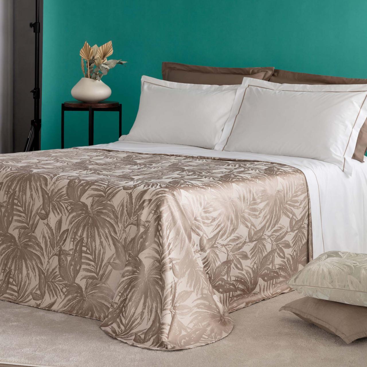 Copriletto matrimoniale jacquard Comala Reseda - Reevèr