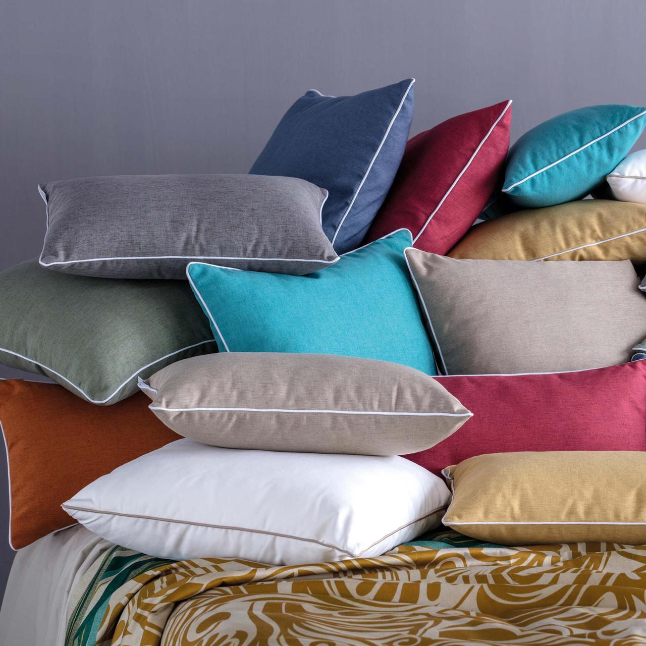ED ENJOY HOME – Cuscino – Dimensione 30 x 50 cm – Rosso – Cotone Certificato Oeko Tex – Lavabile a Mano – Ideale per Dare Colore ai Vostri divani – Collezione Panama ED ENJOY HOME – Cuscino – Dimensione 30 x 50 cm – Rosso – Cotone Certificato Oeko Tex – Lavabile a Mano – Ideale per Dare Colore ai Vostri divani – Collezione Panama