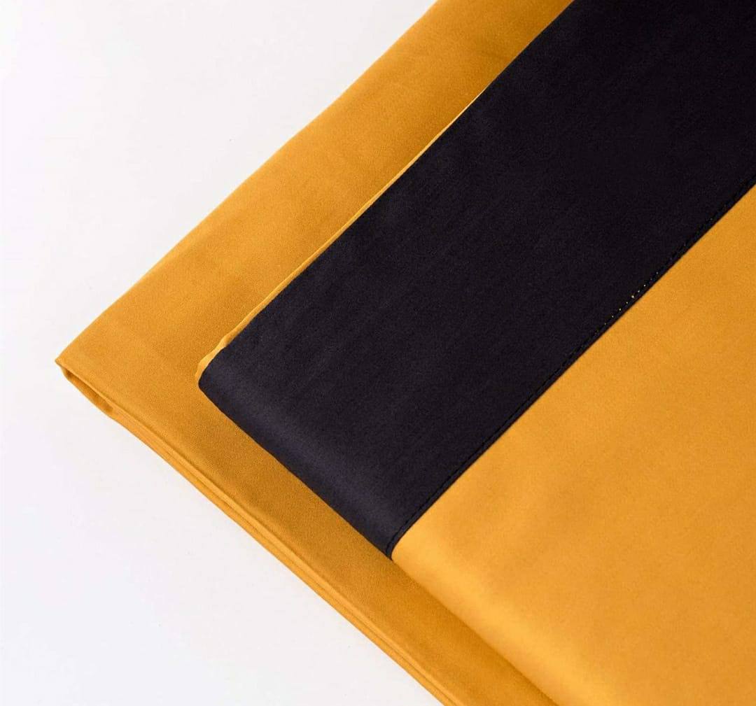 Completo lenzuola in raso di cotone Matrimoniale Suite Giallo Oro