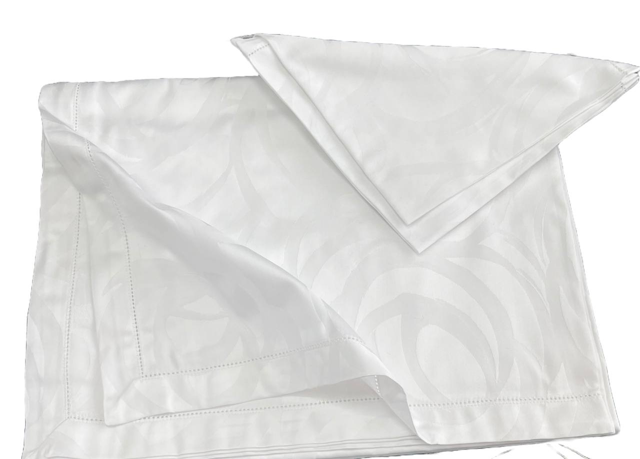 Tovaglia Gaia bianco 175x225cm con 8 tovaglioli