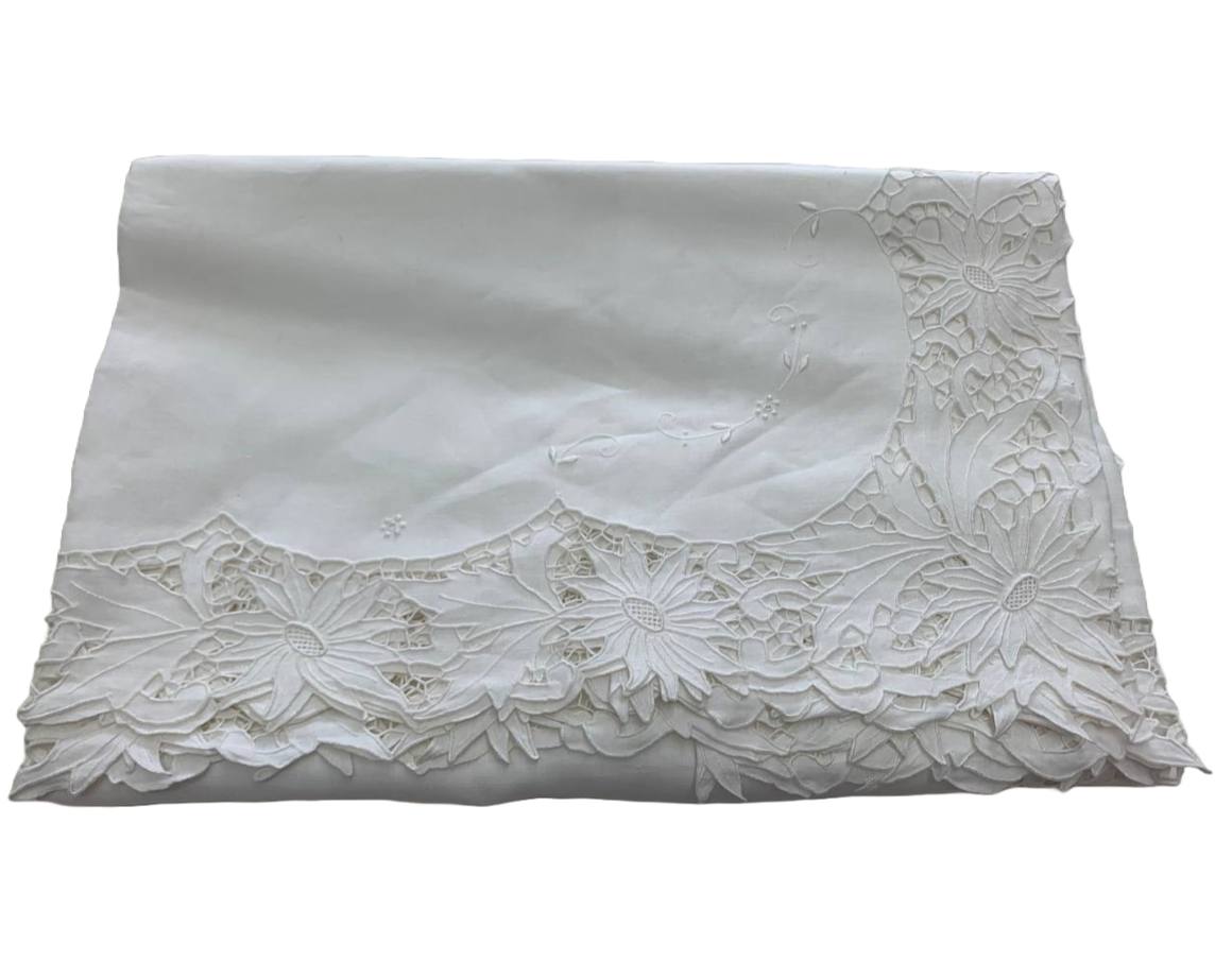 Copriletto matrimoniale 100% lino intaglio