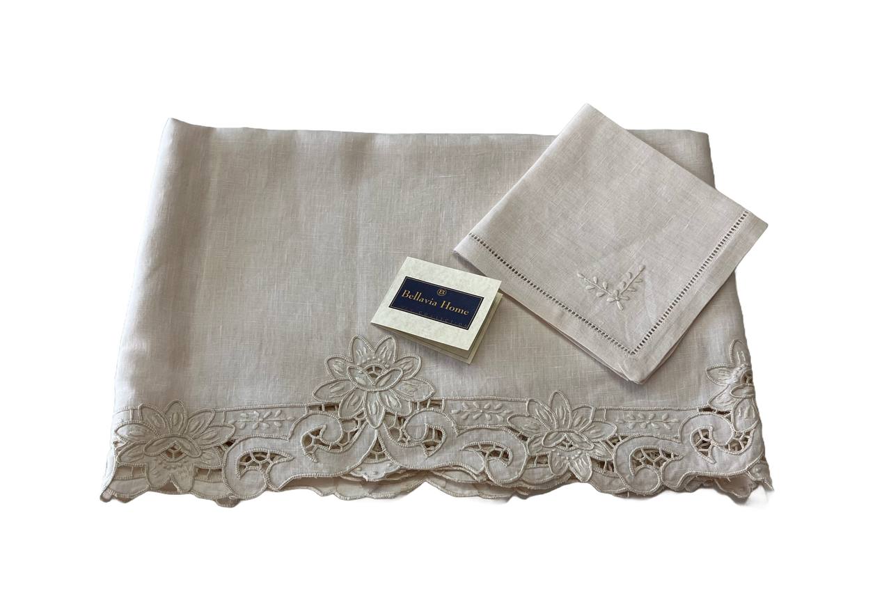 Tovaglietta da té art. NB1313TT 100% lino ecrù ricamo intaglio